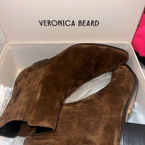 Veronica Beard Brown Suede Footwear